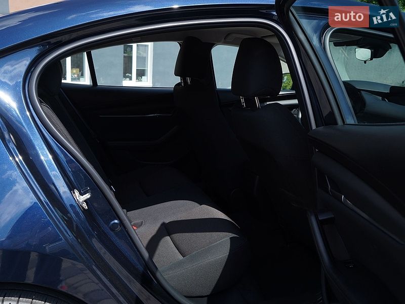 Седан Mazda 3 2025 в Ровно фото 25 Седан Mazda 3 2025 в Ровно