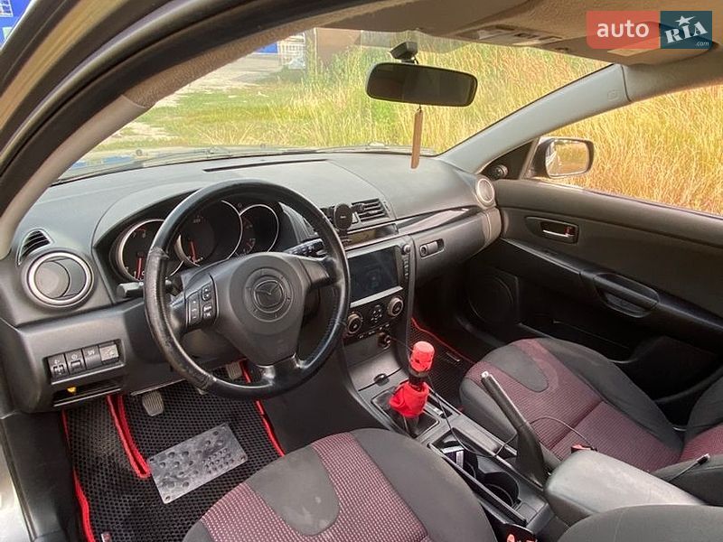 Хэтчбек Mazda 3 2003 в Черкассах