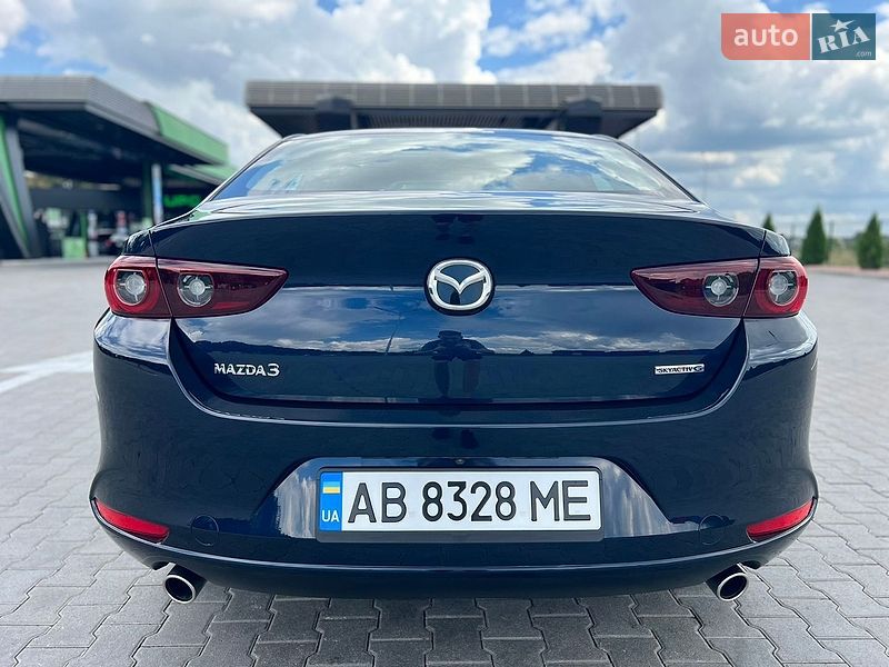 Седан Mazda 3 2023 в Виннице