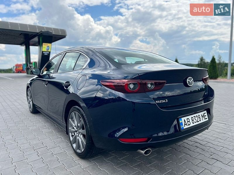 Седан Mazda 3 2023 в Виннице