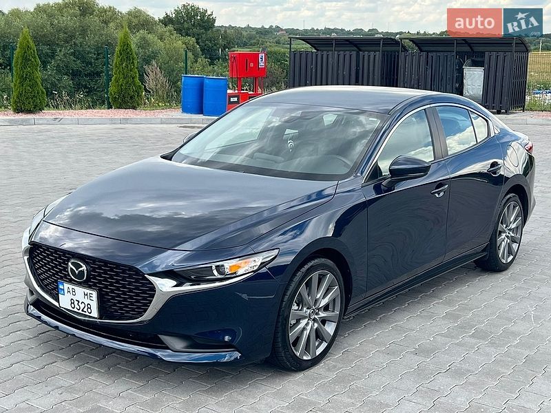 Седан Mazda 3 2023 в Виннице