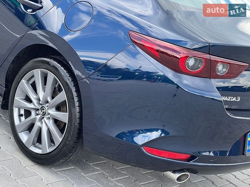 Седан Mazda 3 2023 в Виннице