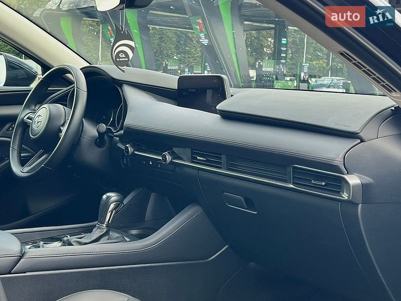 Седан Mazda 3 2023 в Виннице