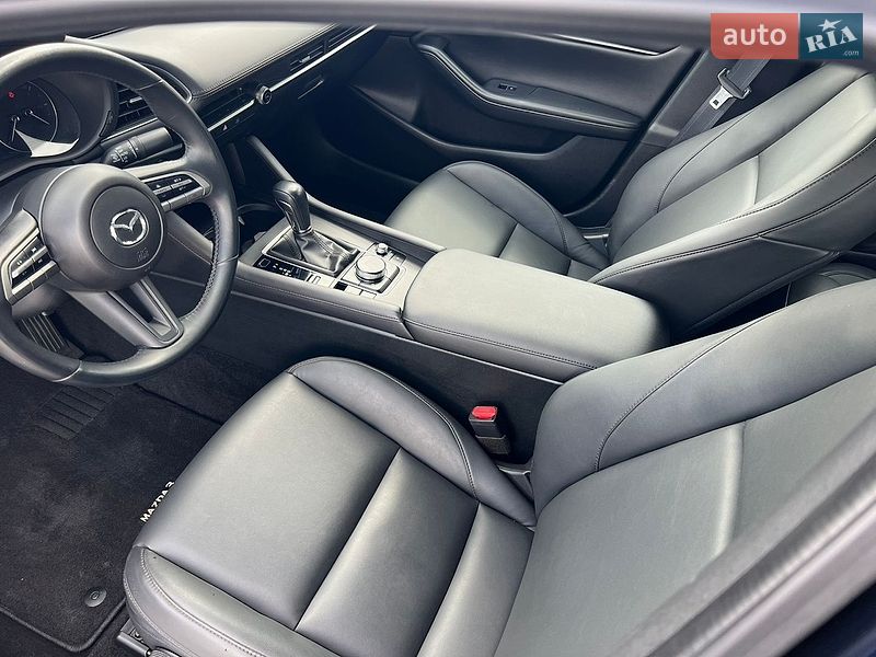 Седан Mazda 3 2023 в Виннице