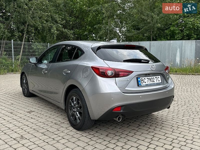 Хетчбек Mazda 3 2016 в Львові