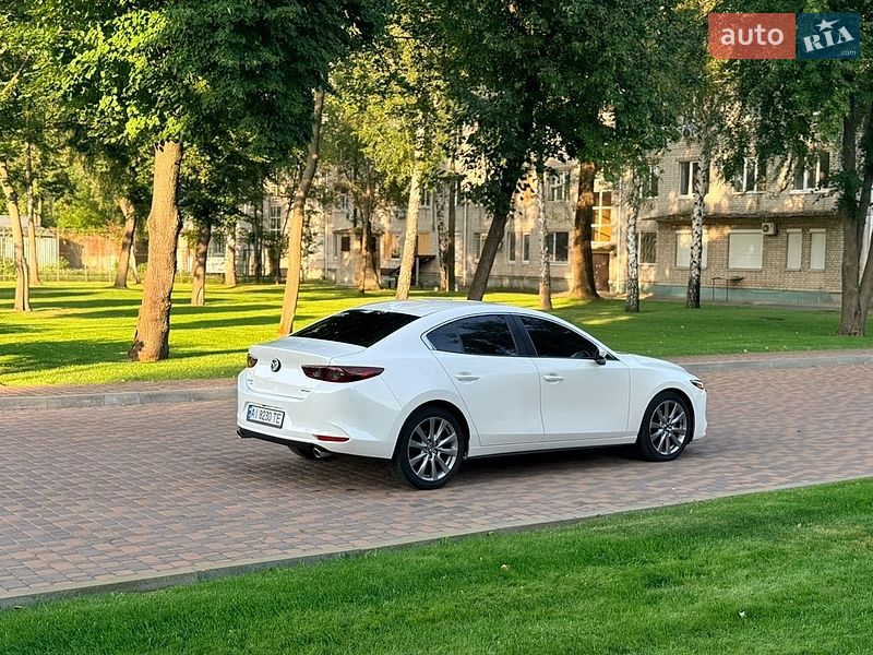 Седан Mazda 3 2020 в Киеве