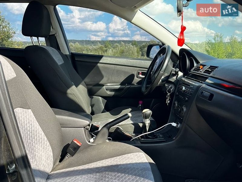 Хетчбек Mazda 3 2006 в Калуші