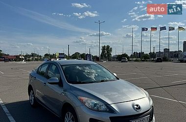 Седан Mazda 3 2012 в Киеве