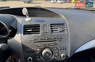 Седан Mazda 3 2012 в Киеве