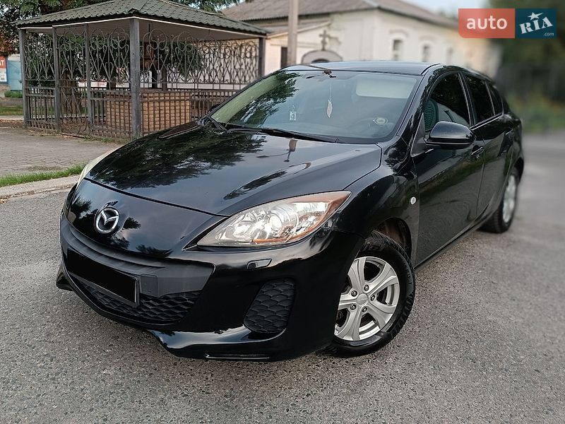Хэтчбек Mazda 3 2012 в Днепре