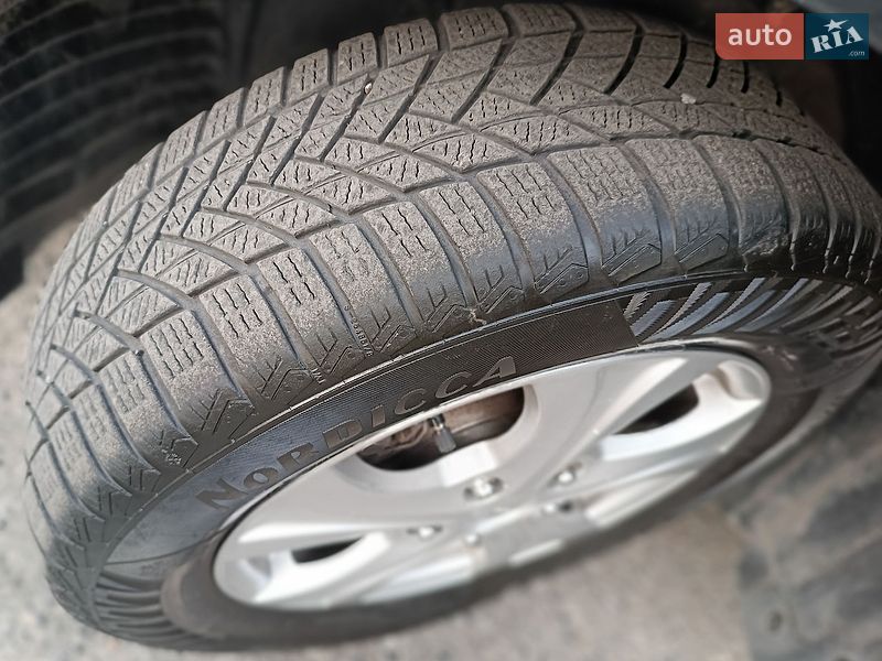 Хэтчбек Mazda 3 2012 в Днепре