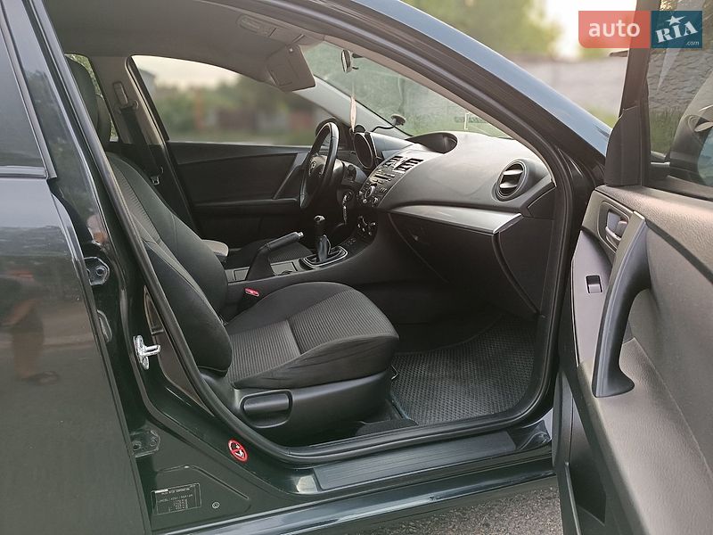 Хетчбек Mazda 3 2012 в Дніпрі фото 15 Хетчбек Mazda 3 2012 в Дніпрі