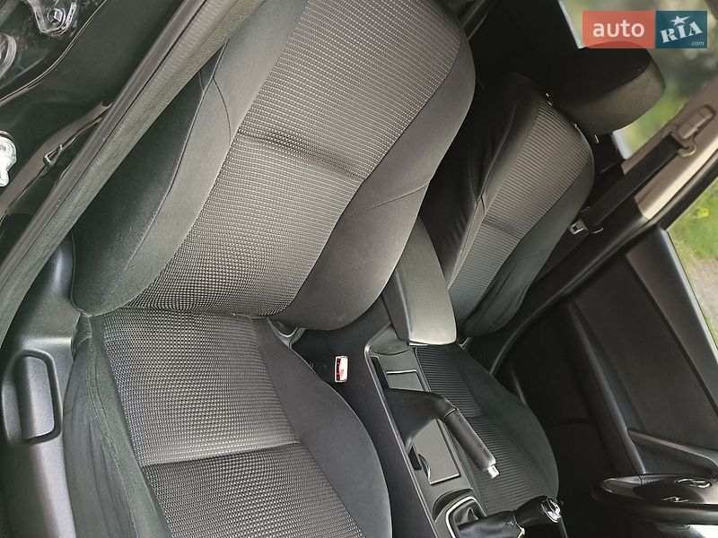 Хетчбек Mazda 3 2012 в Дніпрі фото 16 Хетчбек Mazda 3 2012 в Дніпрі