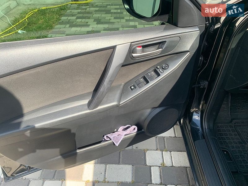 Седан Mazda 3 2012 в Харькове фото 11 Седан Mazda 3 2012 в Харькове