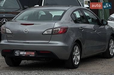 Седан Mazda 3 2010 в Харкові
