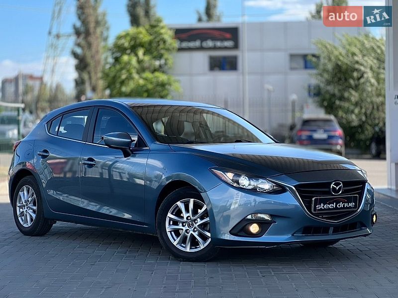 Хэтчбек Mazda 3 2016 в Николаеве