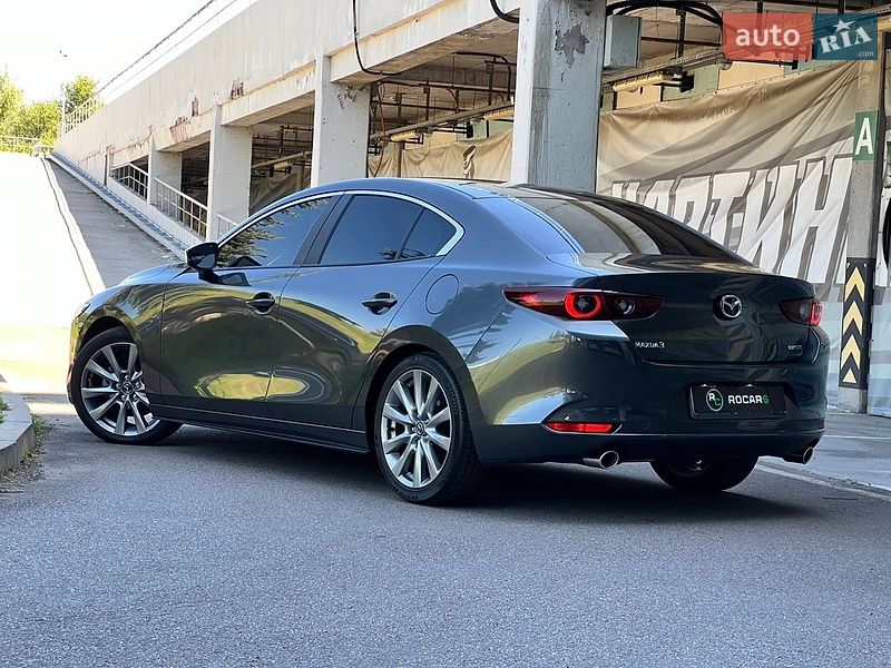Седан Mazda 3 2022 в Киеве