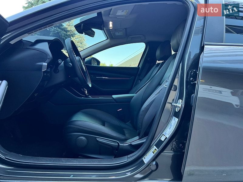 Седан Mazda 3 2022 в Киеве