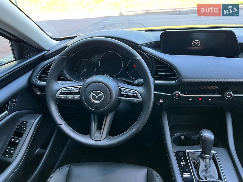 Седан Mazda 3 2022 в Киеве