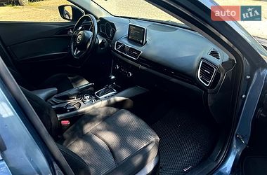 Седан Mazda 3 2014 в Киеве