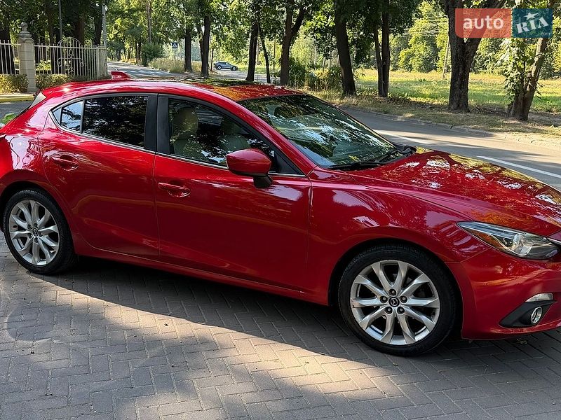 Хэтчбек Mazda 3 2013 в Ирпене фото Хэтчбек Mazda 3 2013 в Ирпене