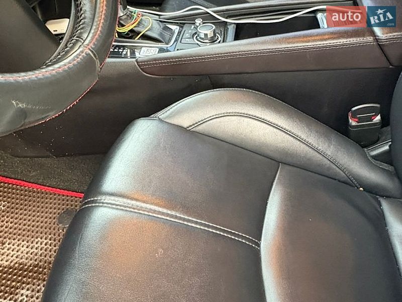 Седан Mazda 3 2018 в Харкові