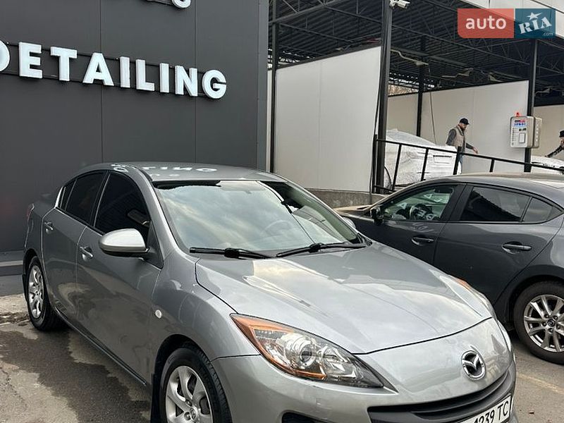Mazda 3 2012