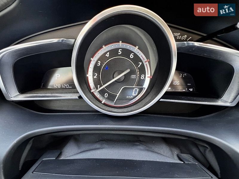 Хетчбек Mazda 3 2014 в Дніпрі