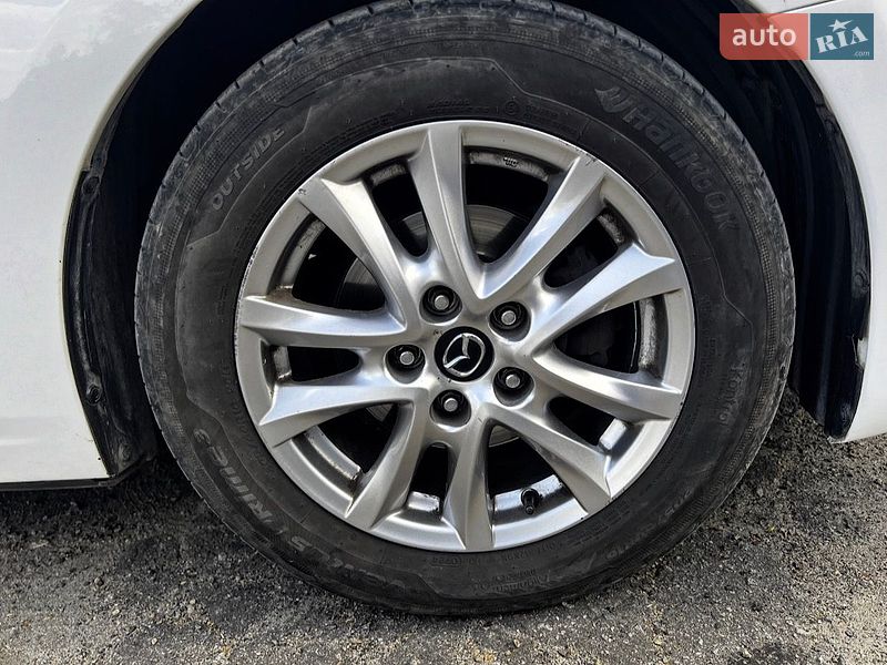 Хетчбек Mazda 3 2014 в Дніпрі