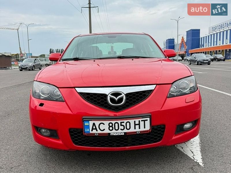 Седан Mazda 3 2006 в Луцке