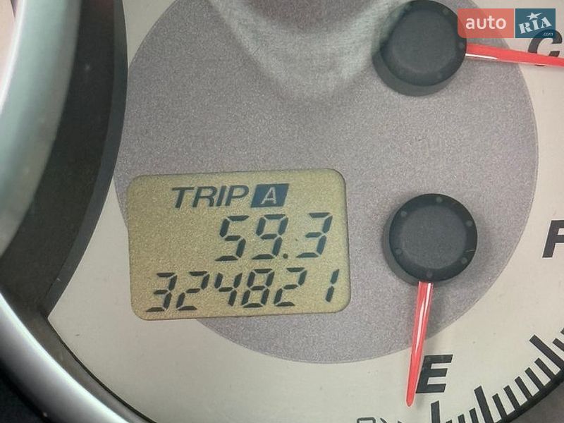 Седан Mazda 3 2006 в Луцке
