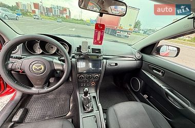 Седан Mazda 3 2006 в Луцке