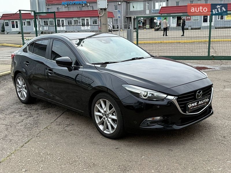 Седан Mazda 3 2016 в Києві