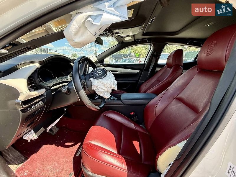 Хетчбек Mazda 3 2020 в Києві