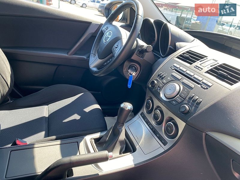 Хетчбек Mazda 3 2009 в Києві