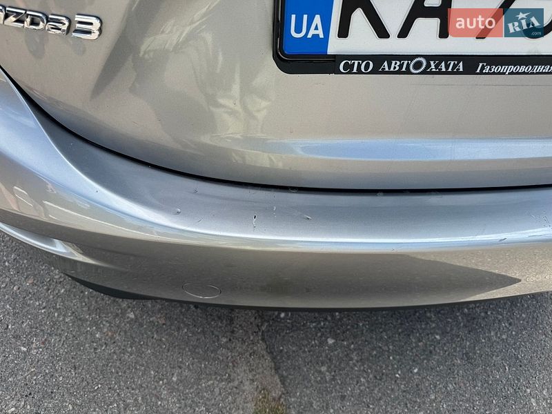 Седан Mazda 3 2015 в Кременчуці