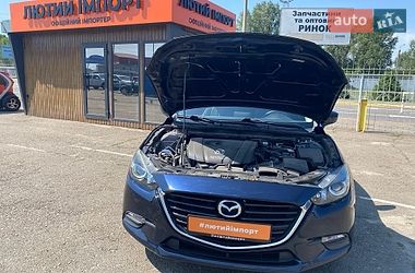 Седан Mazda 3 2018 в Києві