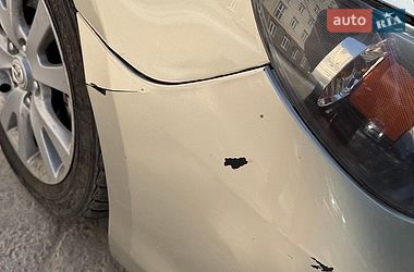 Седан Mazda 3 2006 в Ромнах