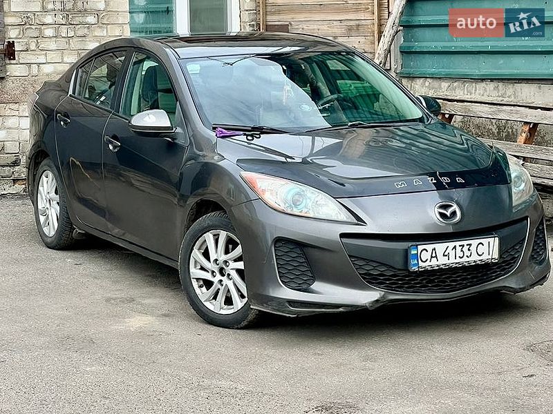 Седан Mazda 3 2012 в Черкассах