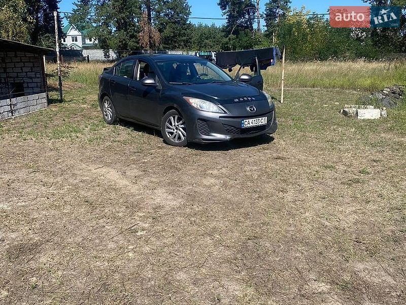 Седан Mazda 3 2012 в Черкассах