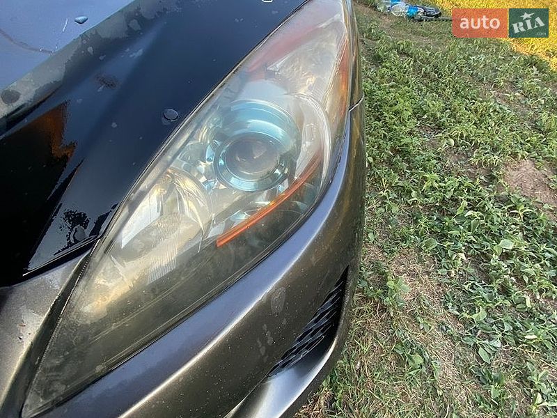 Седан Mazda 3 2012 в Черкассах