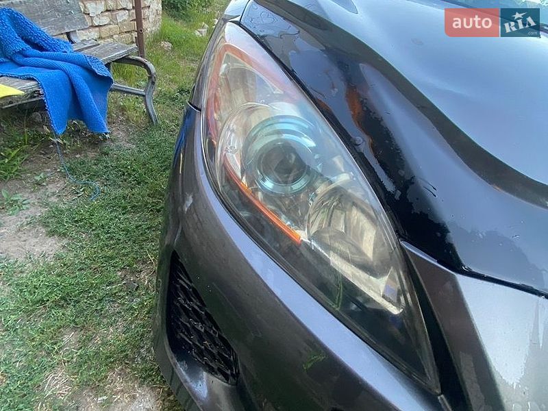 Седан Mazda 3 2012 в Черкассах