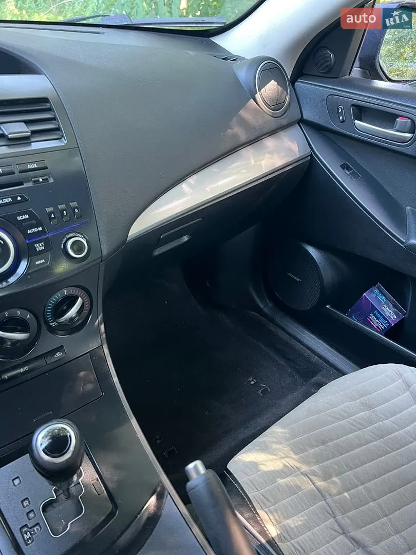 2012 Mazda 3 - мініатюра 9