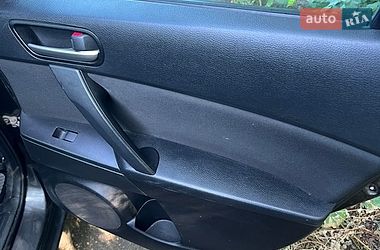 Седан Mazda 3 2012 в Черкассах