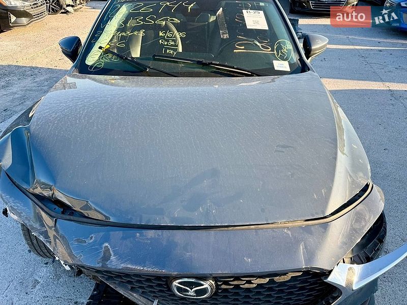 Седан Mazda 3 2022 в Киеве