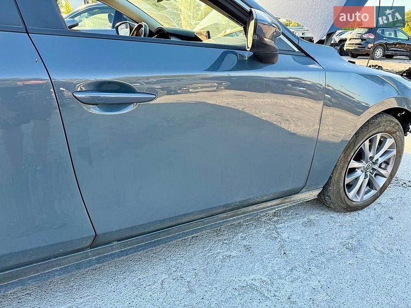 Седан Mazda 3 2022 в Киеве