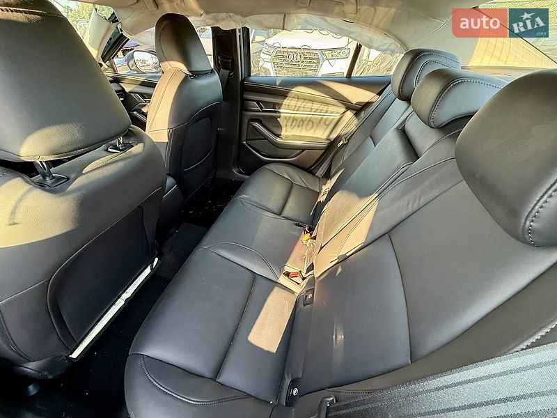 Седан Mazda 3 2022 в Киеве