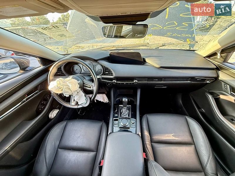 Седан Mazda 3 2022 в Киеве