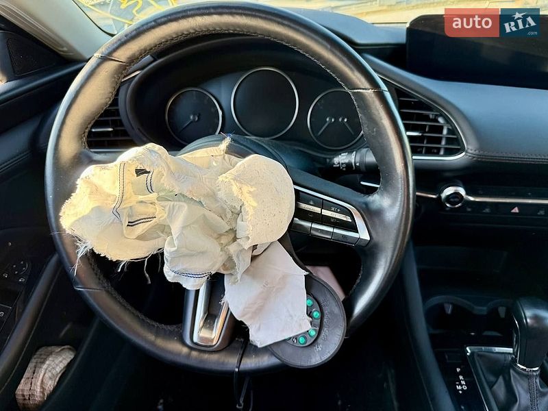 Седан Mazda 3 2022 в Киеве