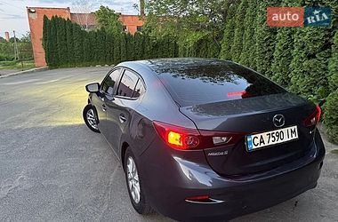 Седан Mazda 3 2014 в Умани